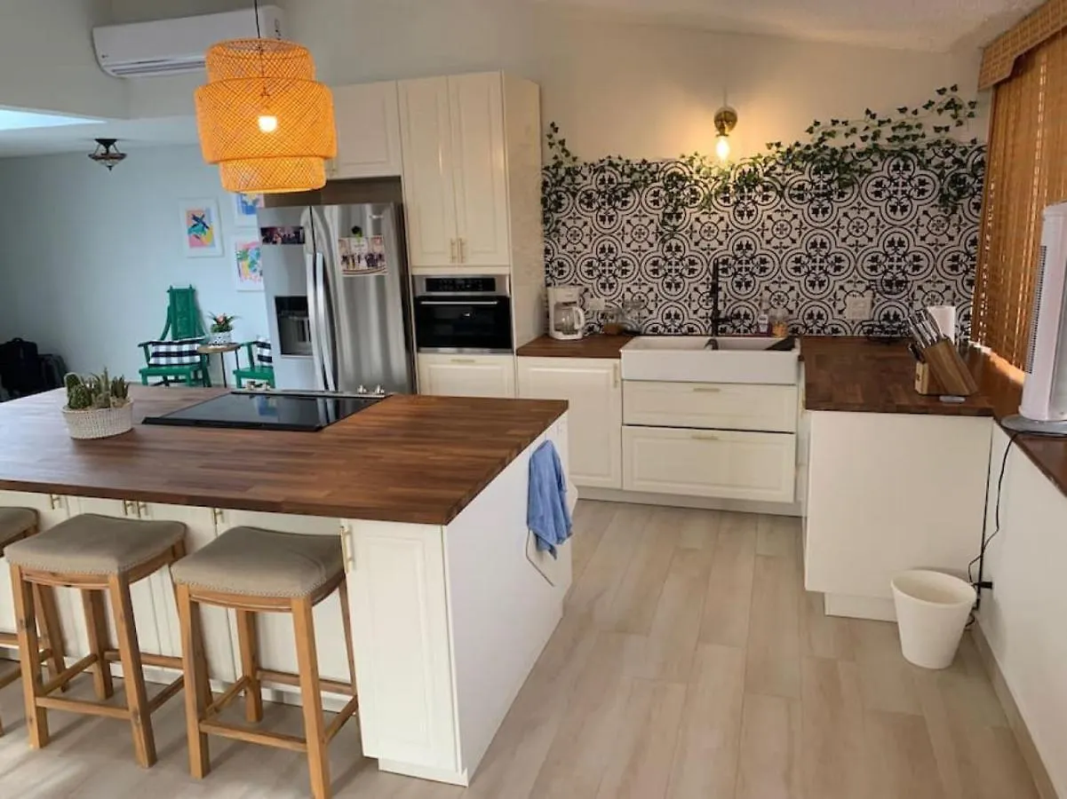 Attractive Penthouse In Isla Verde San Juan Ferienhaus